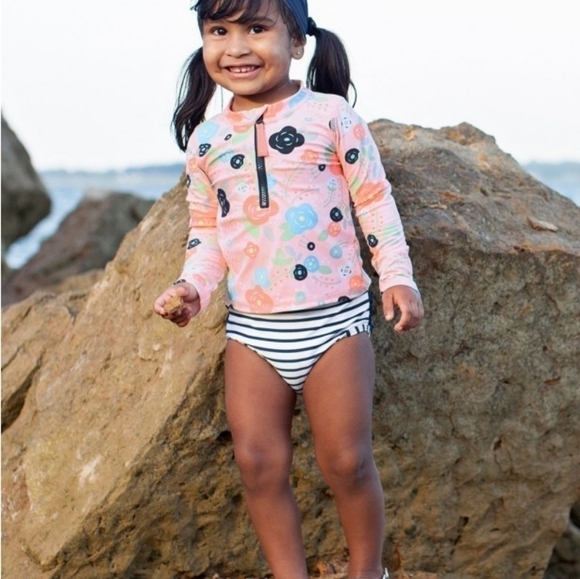 EUC Bouncing Blooms Long Sleeve Zipper Rash Guard Swim Top Floral Pink Girls 2T - Picture 2 of 7